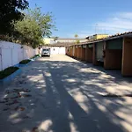 Motel Freeway (Adults Only)